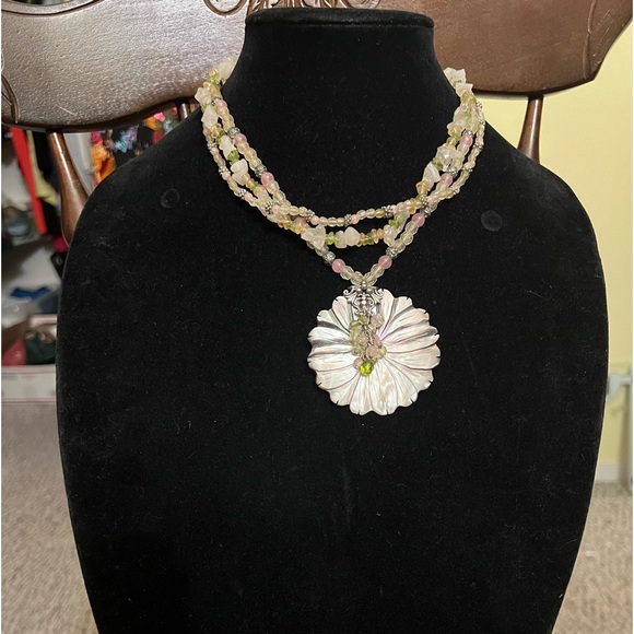 Beautiful multi strand beaded and stones necklace. - Picture 1 of 4